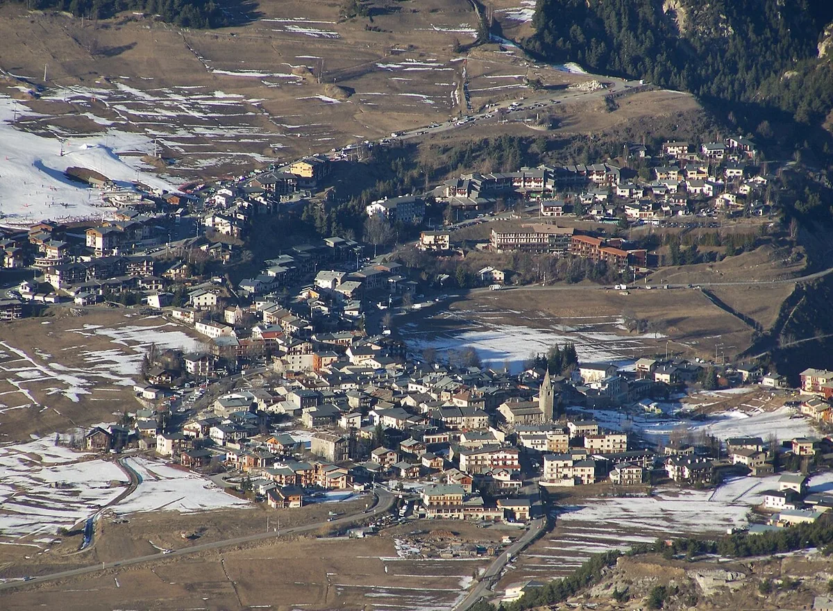 Aussois, France. Photo : Florian Pépellin (CC BY-SA 3.0) ; redimensionnée et convertie en WebP.