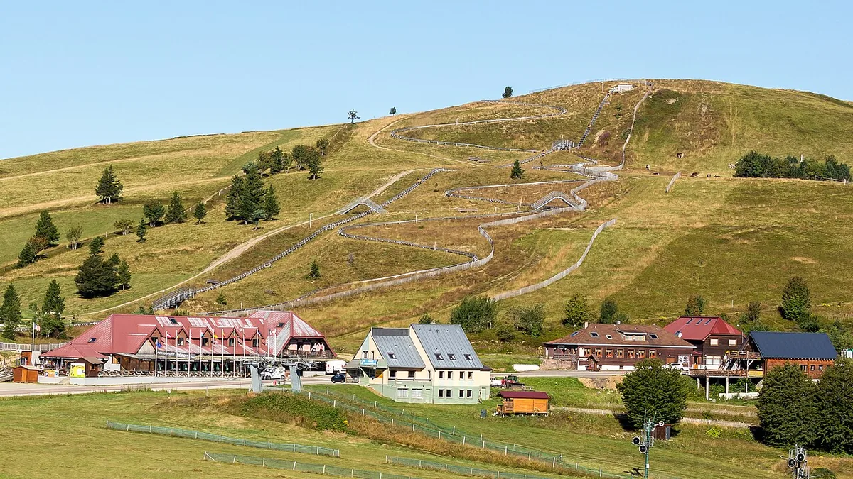 Markstein, France. Photo : Raimond Spekking (CC BY-SA 4.0) ; redimensionnée et convertie en WebP.