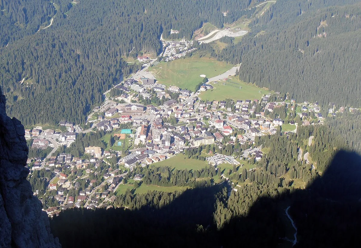 San Martino di Castrozza, Italie. Photo : Svíčková (CC BY-SA 3.0) ; redimensionnée et convertie en WebP.